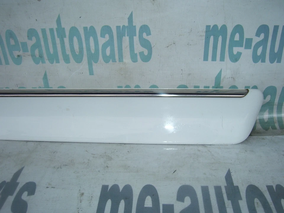 Mercedes Benz Clase E W210 1998-2002 OEM conductor puerta trasera izquierda moldura Foto 4 de 4