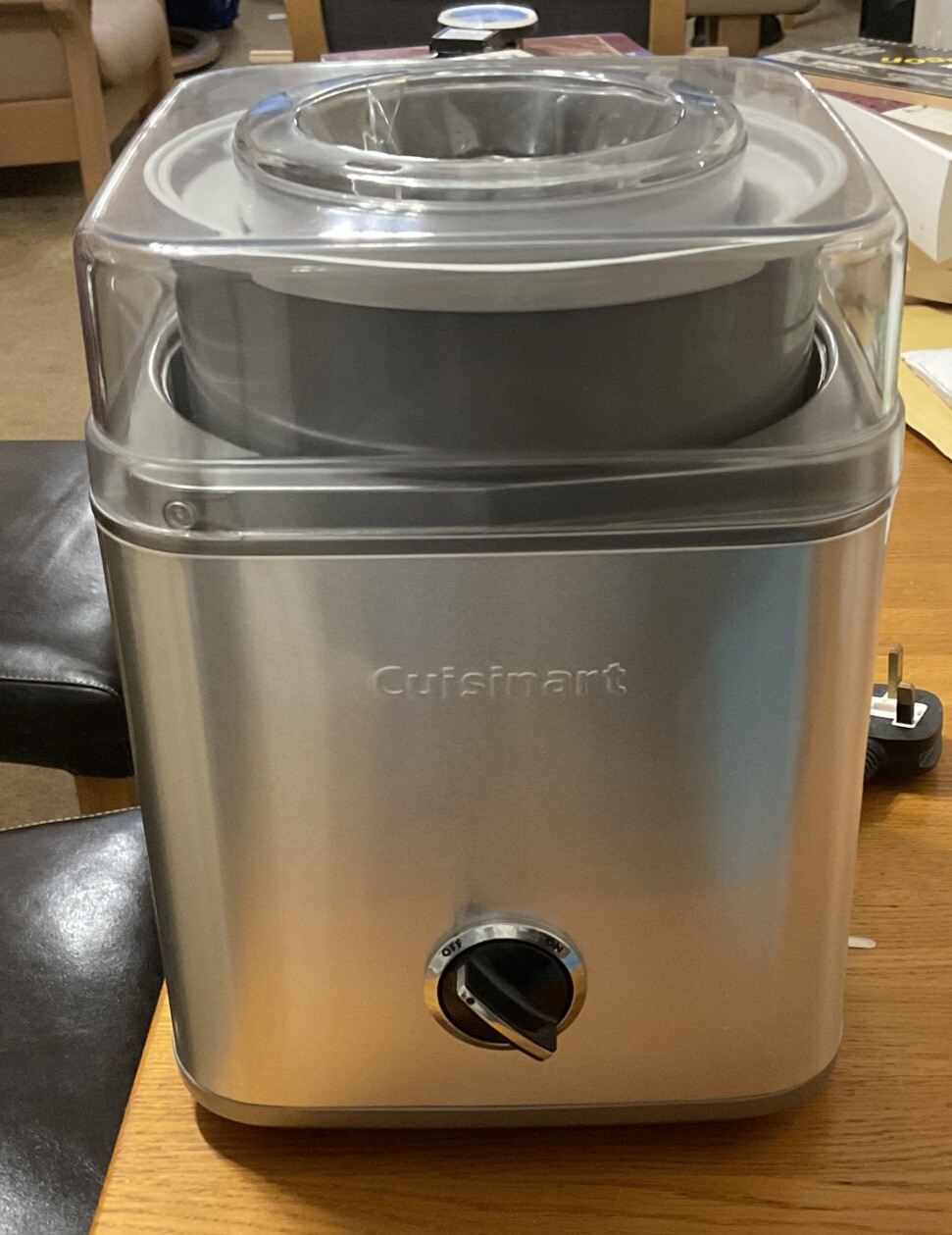 Cuisinart Ice Cream Deluxe Ice Cream Maker PreFreeze Ice Cream