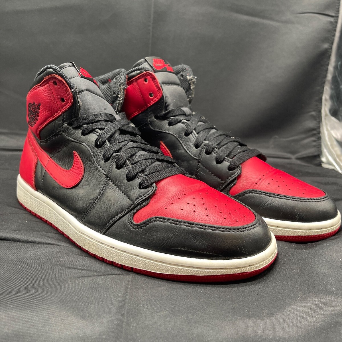 Nike Air Jordan 1 Bred 2013 Size 10.5 (Watch The Video) Red Nike Air Jordan 1 Bred 2013 Size 10.5 (Watch The Video) Red