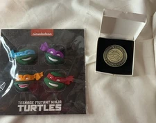 TMNT Teenage Mutant Ninja Turtles Q-Fig Exclusive QMx Challenge Coin and Pin set