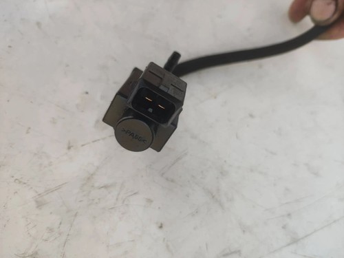 BMW X5 F15 2018 Diesel 230kW Turbolader Druckwandler Magnetventil 70231800