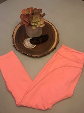 Outdoor Voices M Coral Techsweat Flex Crop Activewear Leggings