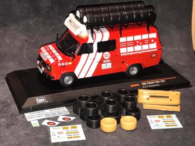 Diecast model cars Ford Transit 1/18 IXO MK II Rothmans avec Rack de toit et cha
