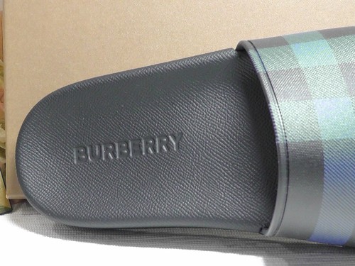 Sandalias para hombre BURBERRY DEEP ROYAL BLUE a cuadros talla 7 US****$370***NUEVAS EN CAJA** - Imagen 7 de 12