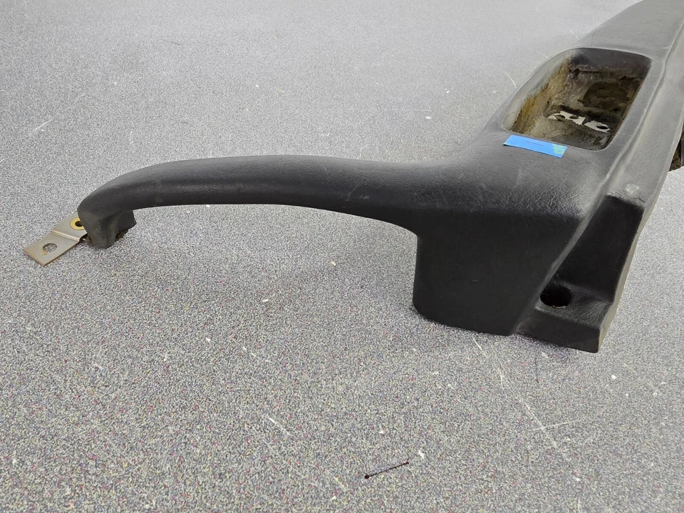 USED ORIGINAL GENUINE PORSCHE 911 912 LWB PASSENGERS DOOR HANDLE ARMREST #1 - Image 3 of 4