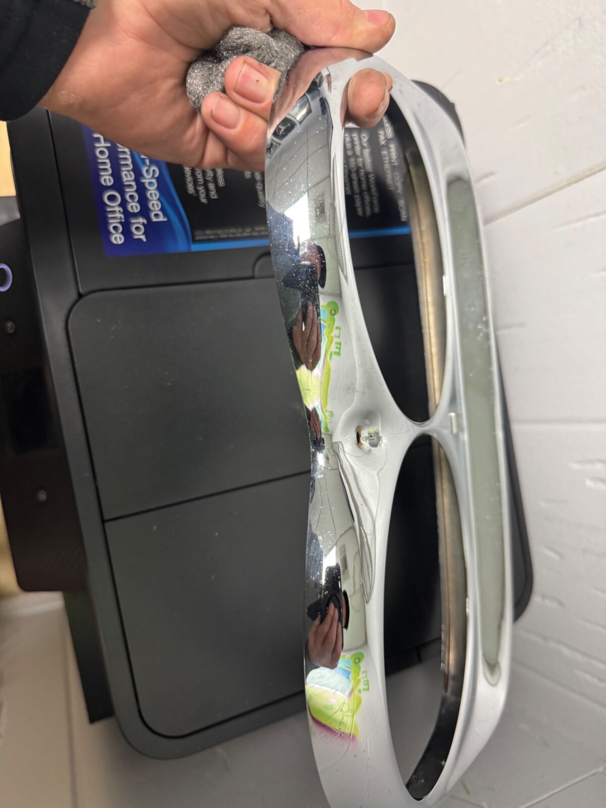 Rolls-Royce Silver Shadow headlight bezel