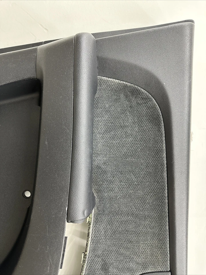 Kia Sportage 2005-2010 conjunto de paneles de puertas eléctricas interiores delanteras OEM negro bonito Foto 3 de 4