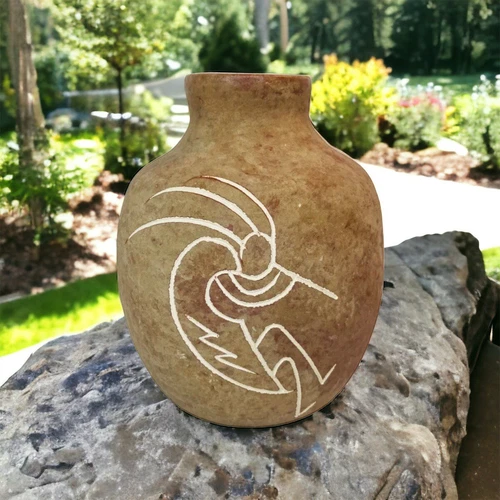 Arizona Clay Kokopelli Spirit Vintage Unique Engraved Southwest Vase Pottery Pot