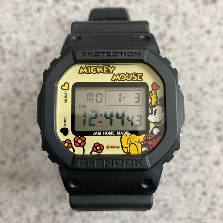 Casio G-Shock DW-5600VT Digital Quartz Men Super Rare Disney Casio G-Shock DW-5600VT Digital Quartz Men Super Rare Disney