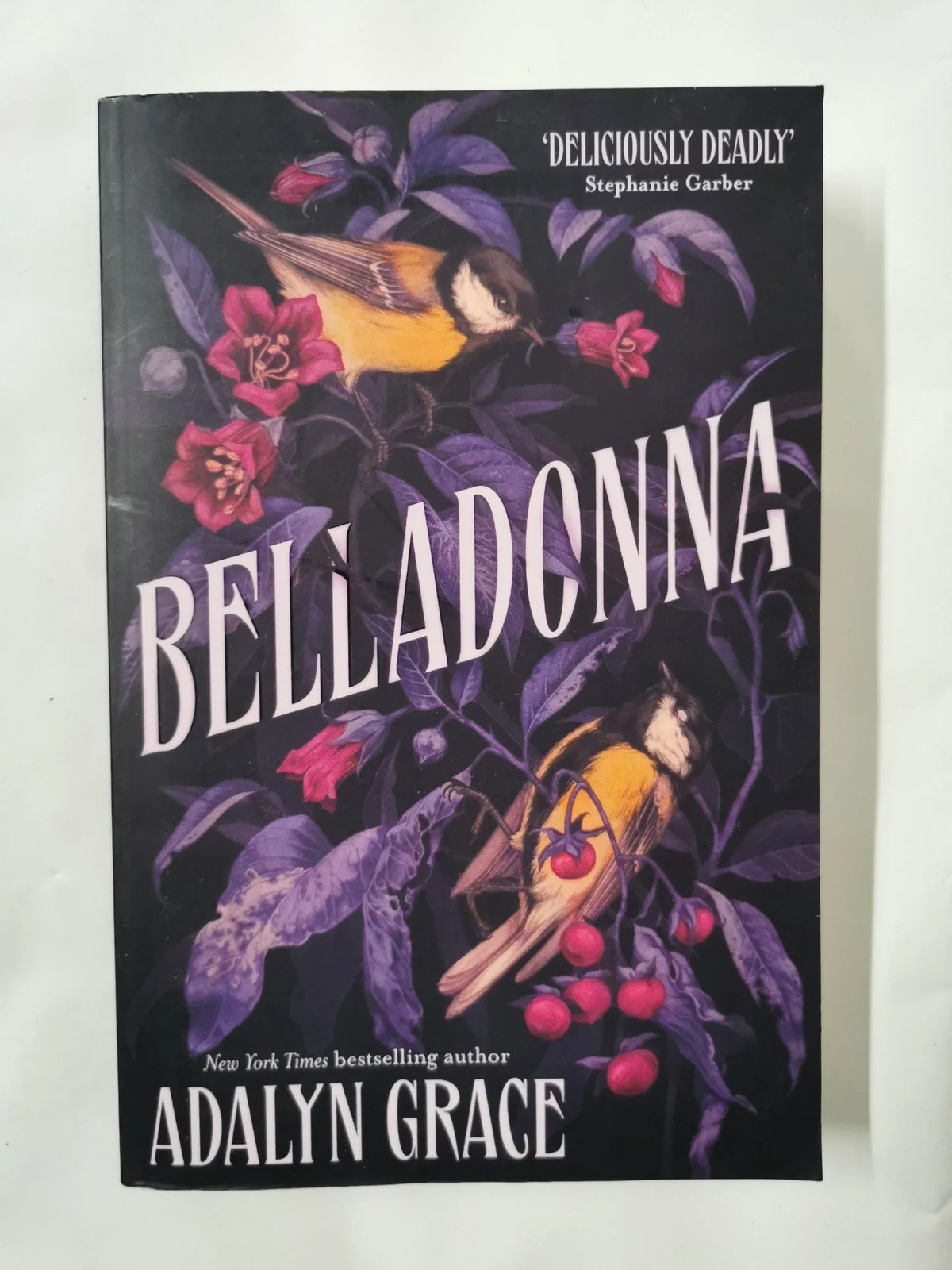 Belladonna: The addictive and mysterious gothic fantasy romance not to be missed