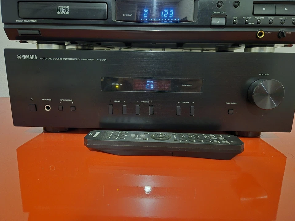 Yamaha A-S201 Black Amplificatore Integrato 140W Telecomando Pure Direct - Immagine 2 di 4