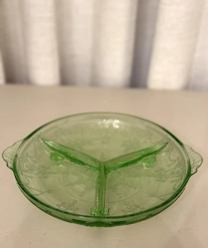Vintage Anchor Hocking Cameo Ballerina Green Uranium Depression Glass Relish