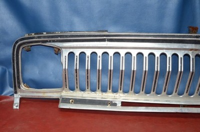 Vtg 1966-69 Jeep Wagoneer Grill/ 1970-78 J10 J20 Truck Cherokee