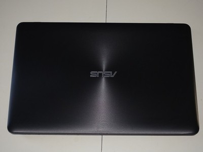 Asus F751L 17,3 Zoll, Intel i7 Quad, NVIDIA GTX, 8GB, 512GB SSD Gaming Notebook