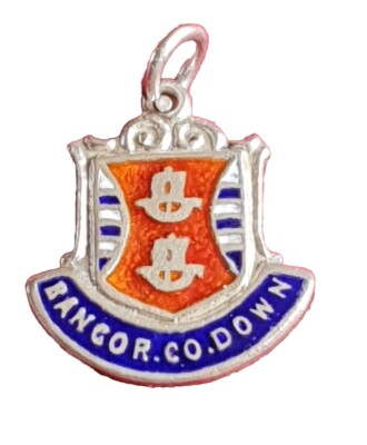 BANGOR COUNTY DOWN N IRELAND RARE  Silver Vintage Travel Shield Enamel  Charm