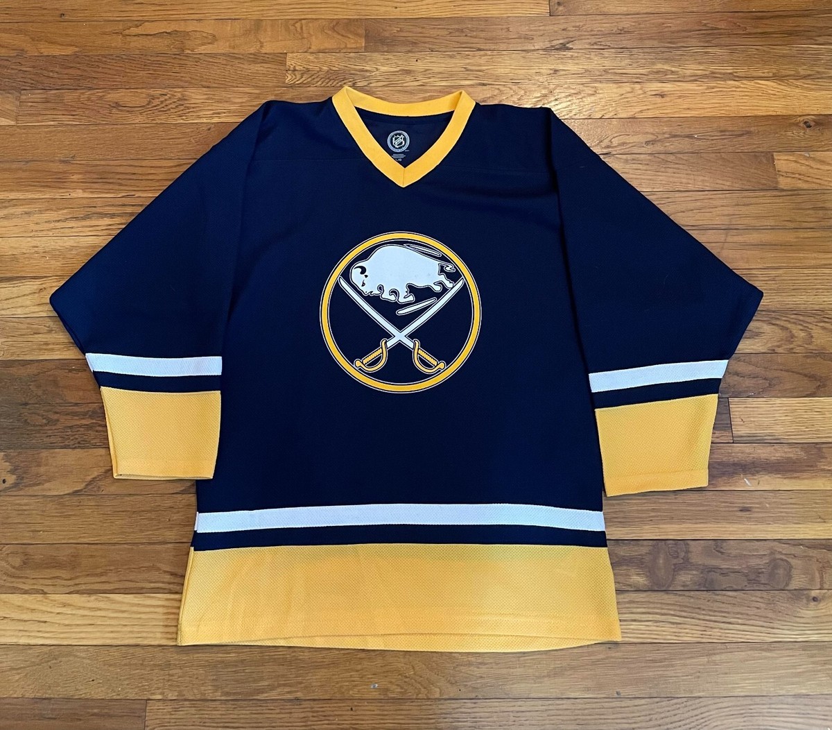 Buffalo Sabres Ryan Miller #30 NHL Hockey Jersey Size Youth Large