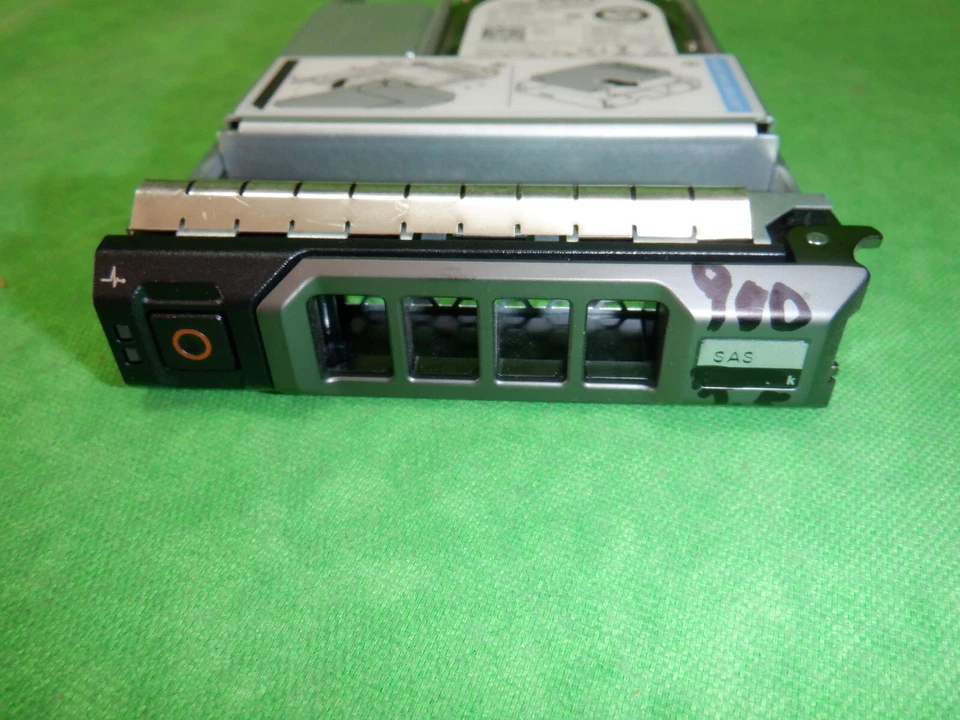 DELL 900GB 6G 10K SFF SAS HDD 04X1DR IN 0F238F 3.5" caddy - Image 2 of 4