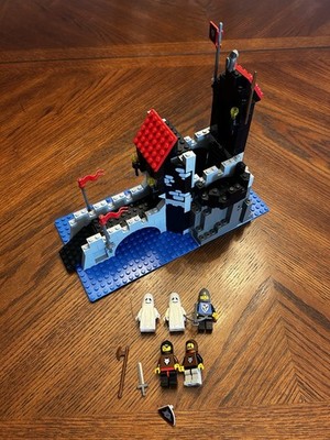LEGO Castle: Wolfpack Tower (6075)
