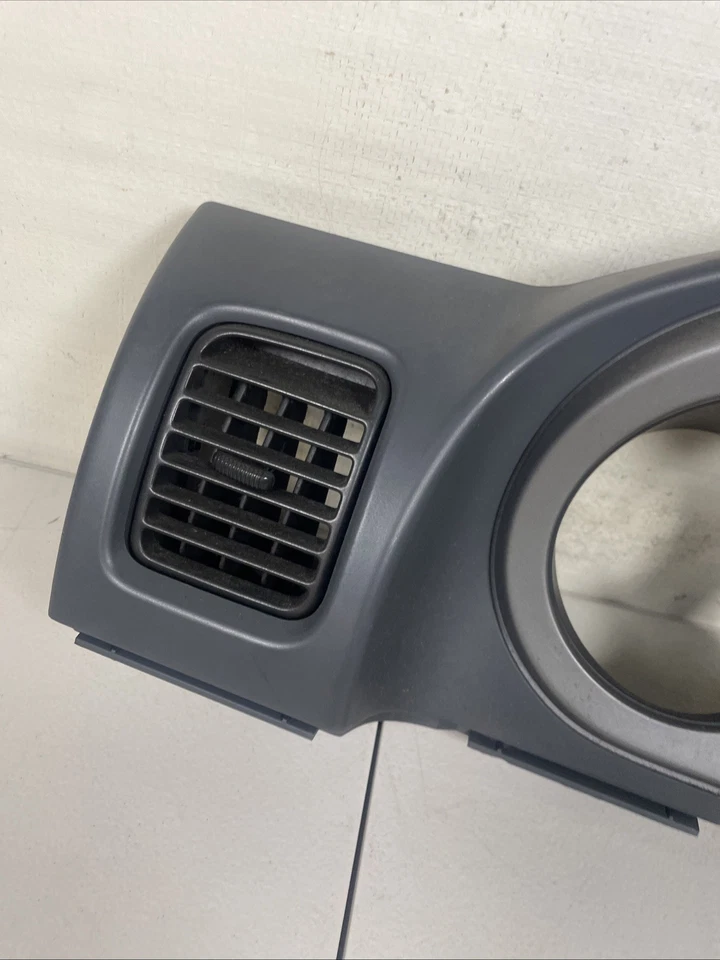 Cuadro de instrumentos Nissan Xterra Frontier Speedo 2002-2004 bisel gris con plata Foto 2 de 4