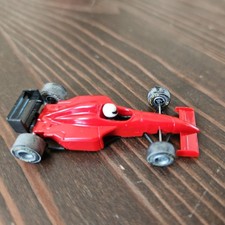 Herpa 022170 H0 1:87 Formel 1 Rennwagen , rot, Fahrerhelm weiss 1