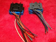 00 - 02 Chevy Truck Tahoe Suburban  LH Power Window Switch Pigtails Plugs Wire .