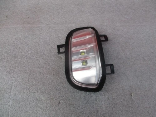2019-2023 CHEVY SILVERADO 1500 Right Side Tow Mirror Turn Signal Light OEM USED