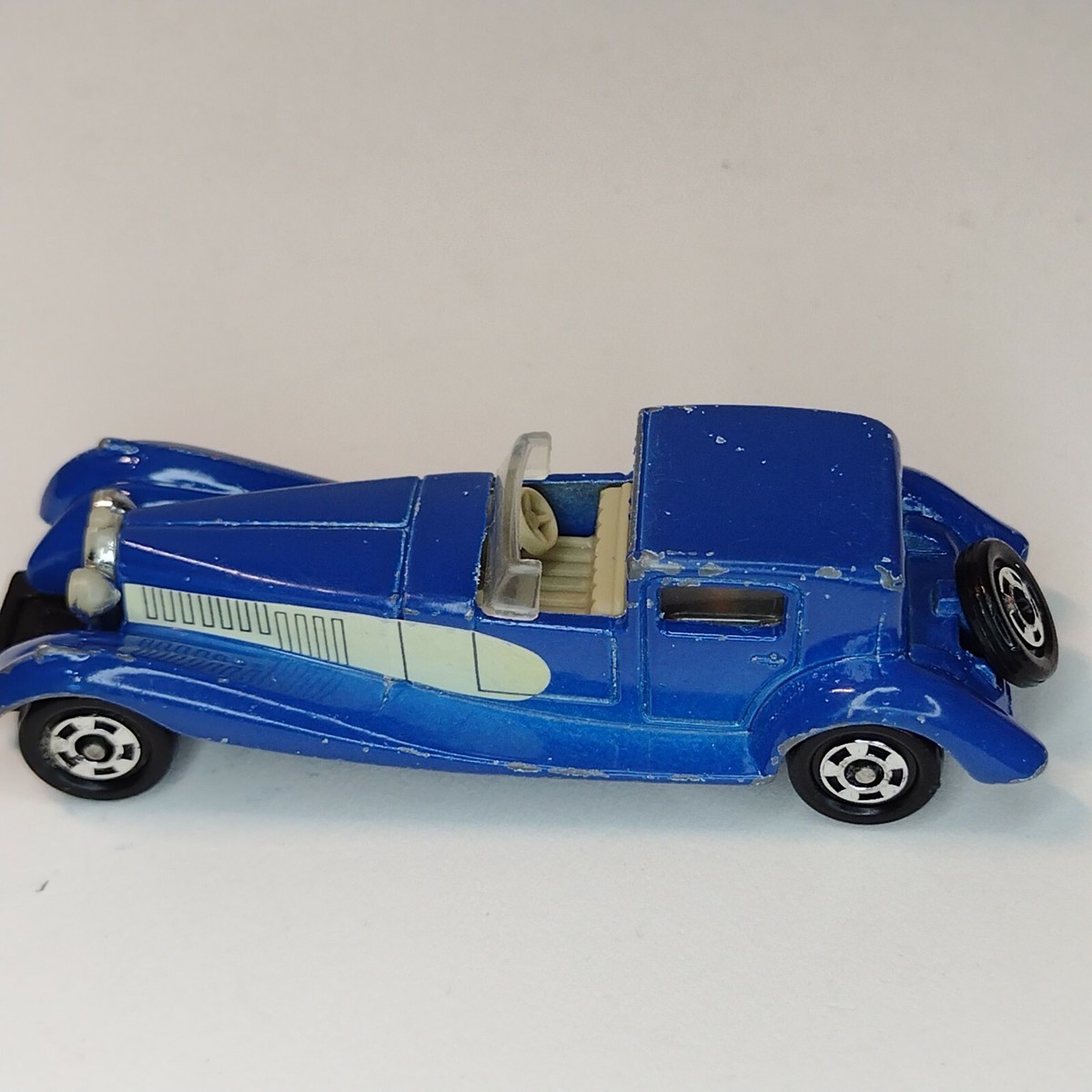 ミニカー TOMICA Bugatti Coupe de Ville 1/80 1931 Bugatti Coupe DeVille Tomica Japan 1:80 Diecast car