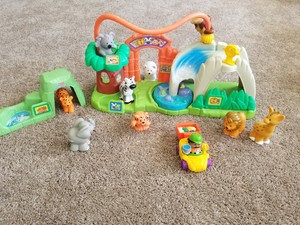 fisher price zoo playset