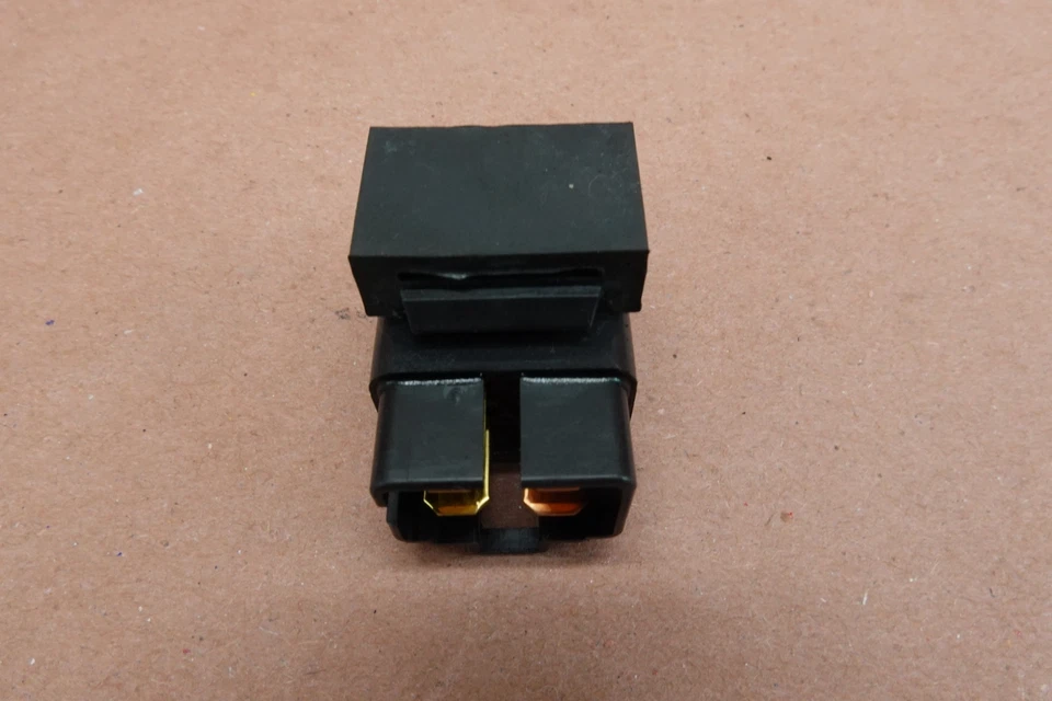 SUZUKI GSXR600 OMRON 2011-2022 relé B Foto 4 de 4