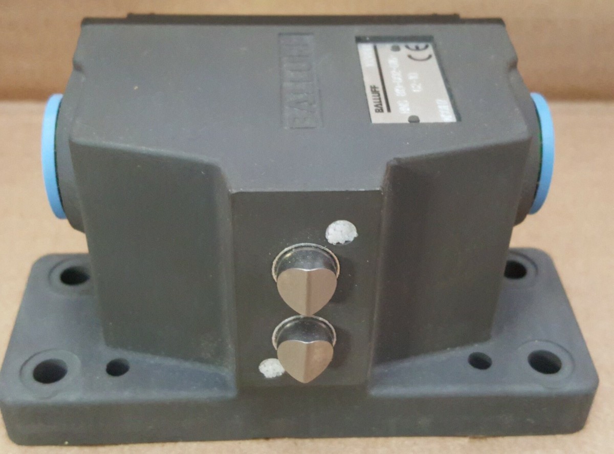 Balluff Series 62 2-Plunger Mechanical Limit Switch | Chisel Point