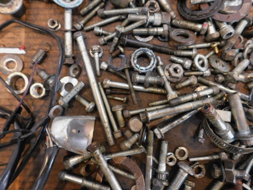 2001 Harley Davidson Sportster XL883 Hugger Nuts Bolts & Brackets Parts Box Lot - Picture 8 of 14