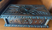 SCATOLA BAULETTO IN LEGNO INTAGLIATO A MANO