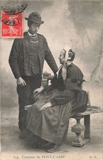 29 PONT L ABBE COSTUME