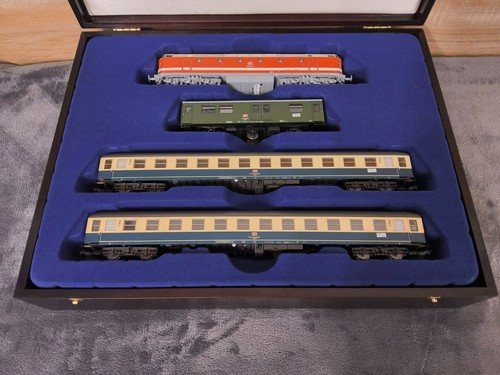 PIKO 58111 Exklusiv-Set Regionalbahn Thüringen Diesellok BR 219 180-7 H0 | Zustand: Neu
