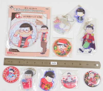 Osomatsu san OSOMATSU Lot of PinBack button, Key Chain Strap, etc Anime /o100