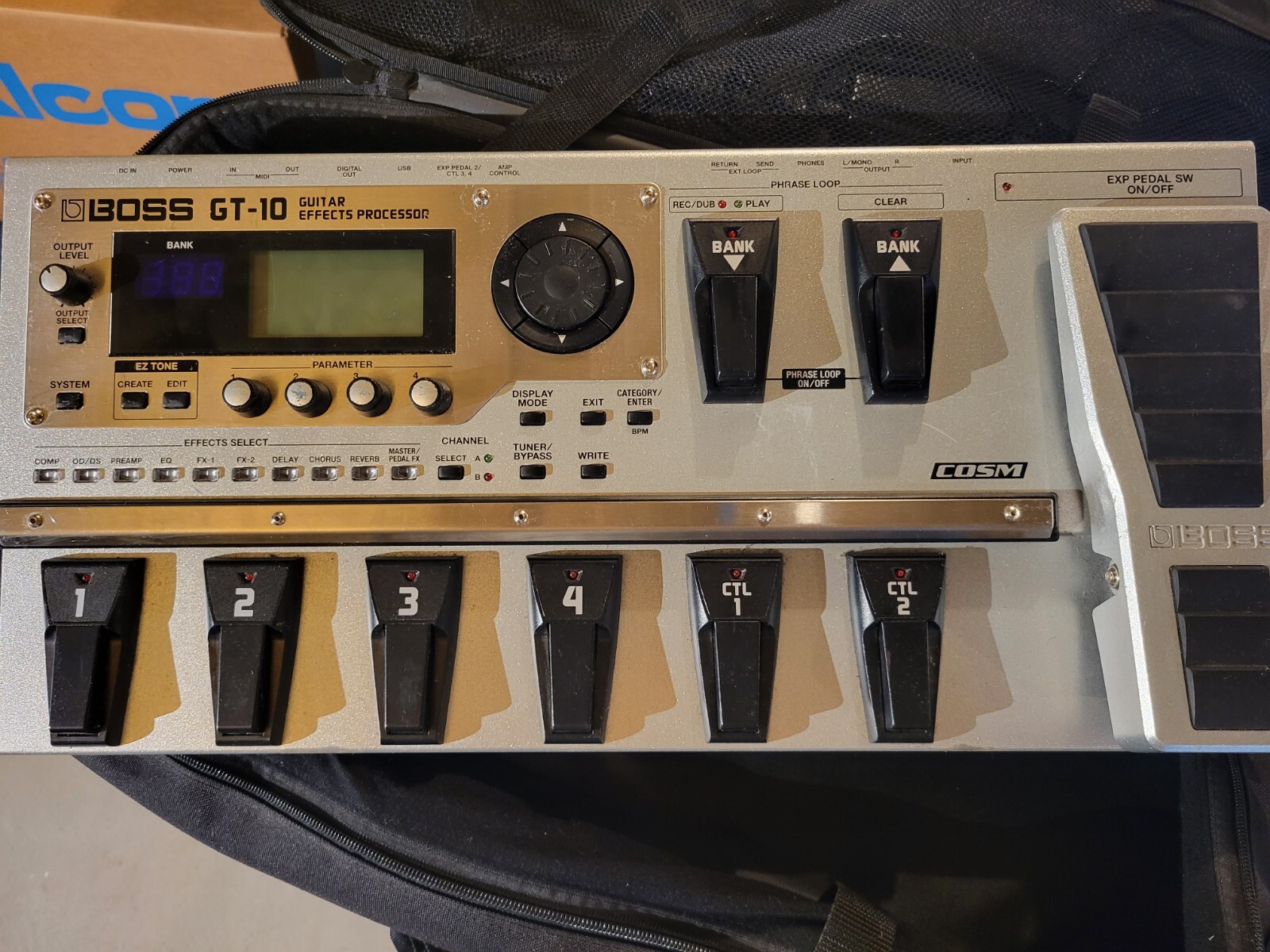 Boss GT10 Guitar Multi Effects Processor Pedal Board, with FS6, and