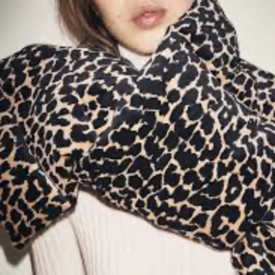 Maje Leopard padded quilted scarf, cosy and cute