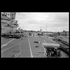 Photo B.001998 HNLMS KAREL DOORMAN R81 EX-HMS VENERABLE R63 AIRCRAFT CARRIER
