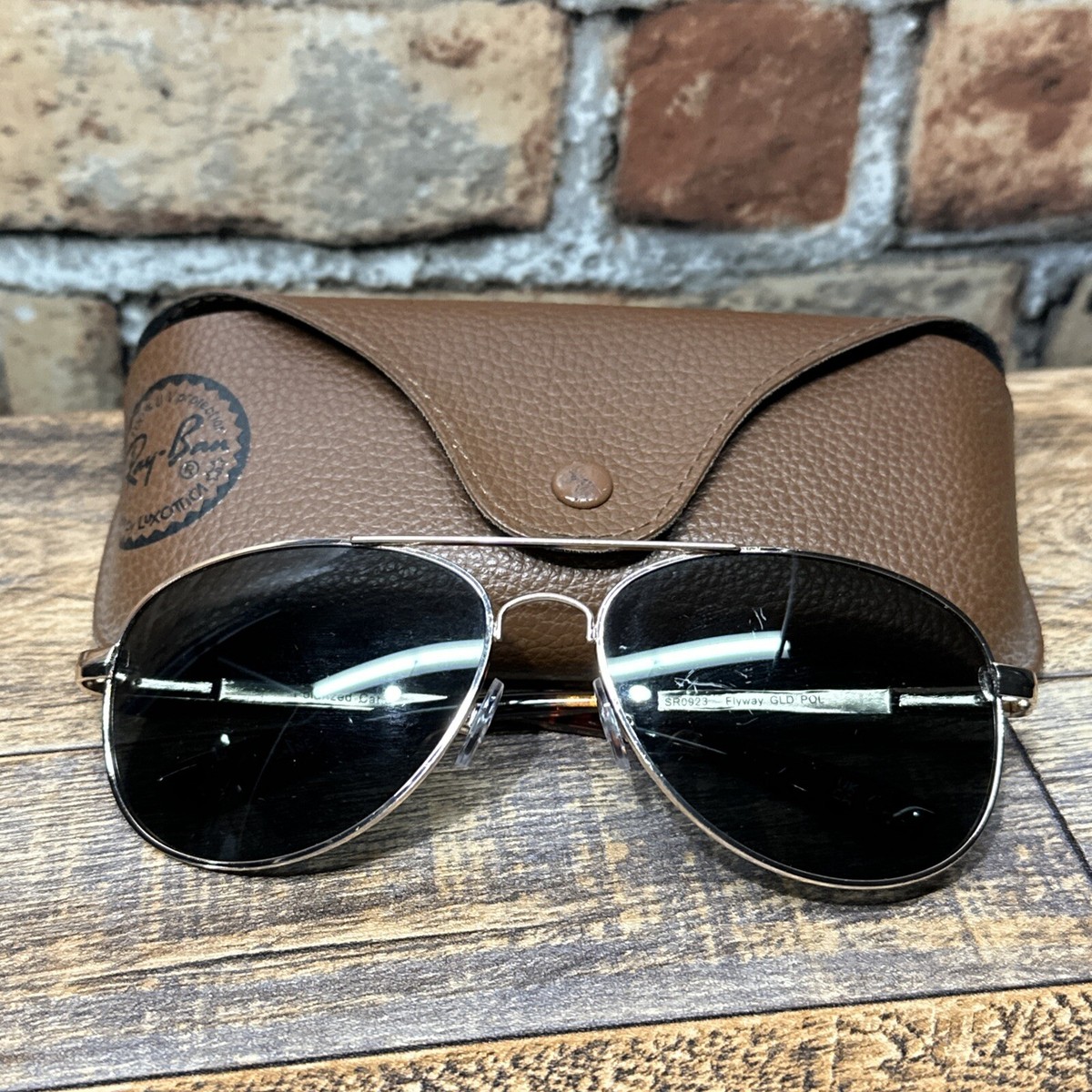 Foster Grant SR0923 Aviator Sunglasses Flyway GLD POL Polarized