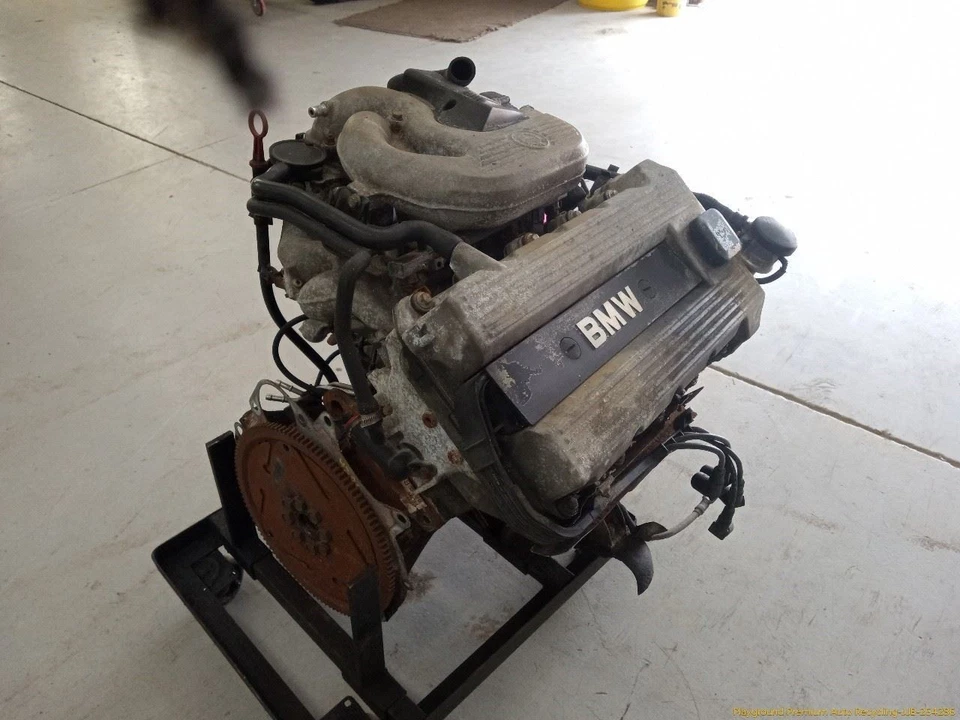 BMW 318ti E36 HATCHBACK Engine Motor Assembly With Accessories 1.9L 4 Cyl 96-99 Foto 4 de 4