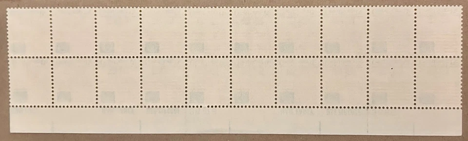 Sc #1622 Flag Over Independence Hall, 1975 USPS Twenty 13¢ Stamps MNH/OG, VF/XF - Image 2 of 2