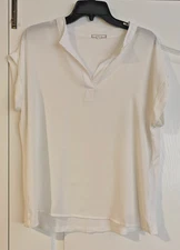 Womens  cap sleeve Pleione Blouse in White  Size M excellent condition