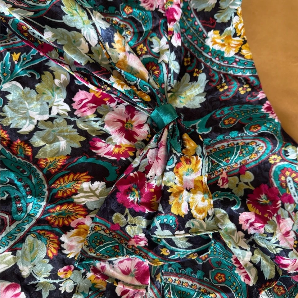 Victoria's Secret золотой этикетки пейсли / цветочный боди / белье / размер M - Изображение 3 из 4