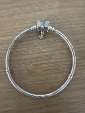Pandora Bracelet With Butterfly Clasped Sterling Silver 925