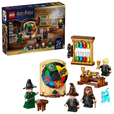 LEGO Harry Potter  Hogwarts Castle: Sorting Hat Ceremony (124 Pieces) 76460 2026