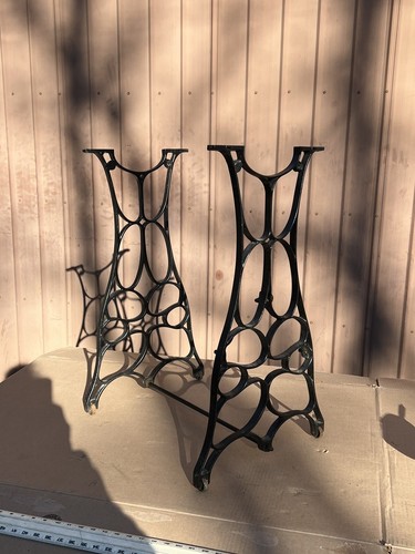 Beautiful Antique Treadle Machine Cast Iron Base Industrial Steam Punk Table - Picture 4 of 12