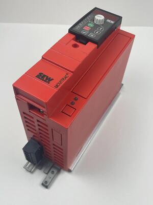 MC07B0008 5A3 4 00 SEW Eurodrive | Variador de frecuencia AC 0,75 kW 380 500 VAC 4Q con freno MC07B0008 5A3 4 00 SEW Eurodrive | Variador de frecuencia AC 0,75 kW 380 500 VAC 4Q con freno