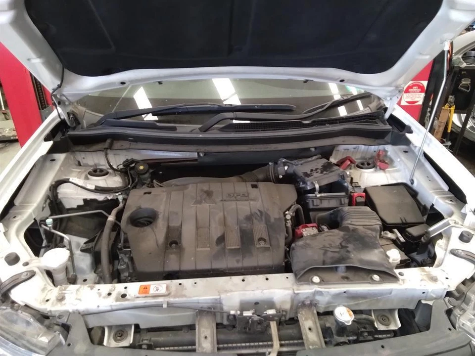 MITSUBISHI OUTLANDER ZJ-ZL 10/2013-07/2021 LEFT GUARD LINER  - image 3 of 4