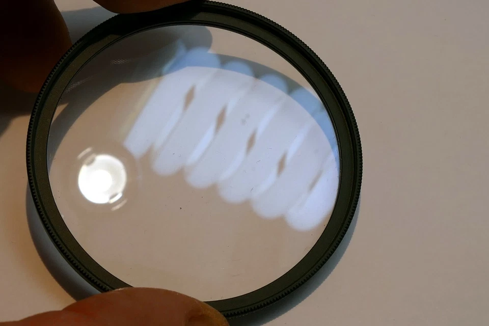 Polaroid  58mm UV  Multi-Coated Glass lens filter threaded  - Image 4 of 4