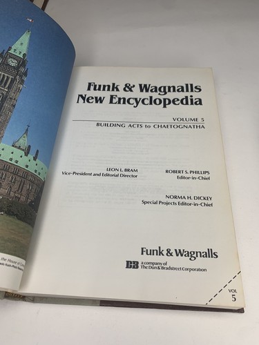 Funk & Wagnalls Standard Desk Dictionary Encyclopedia Volume 2 5 7 8 13 Lot - Imagen 13 de 20